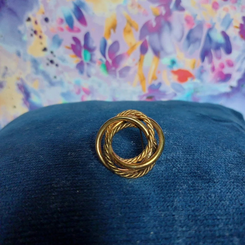 Vintage H.G. Henry Griffith Stacked Circle Brooch 12K GF, Estate Jewelry